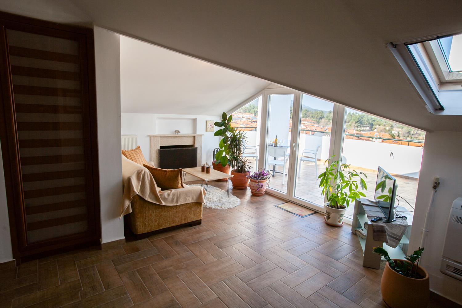 Rodon Apartment With Great View, Sauna And Jacuzzi 里托楚伦 外观 照片