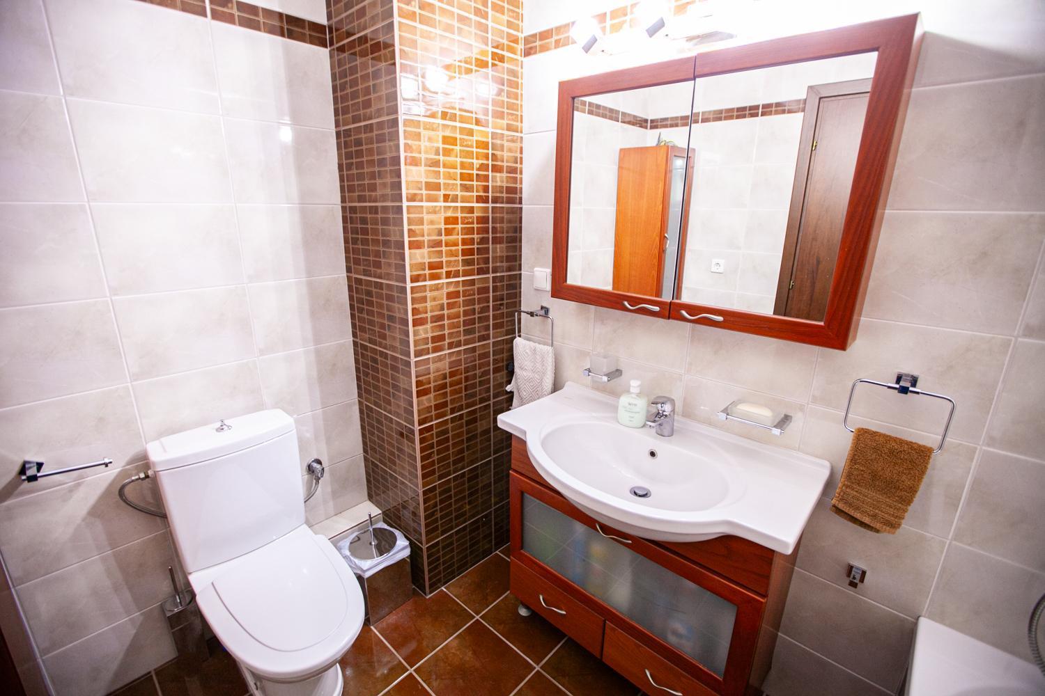 Rodon Apartment With Great View, Sauna And Jacuzzi 里托楚伦 外观 照片